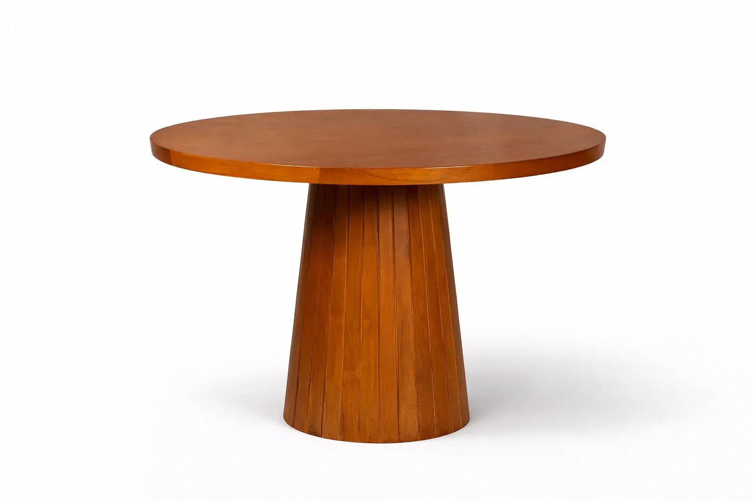The Tapered Pedestal Table