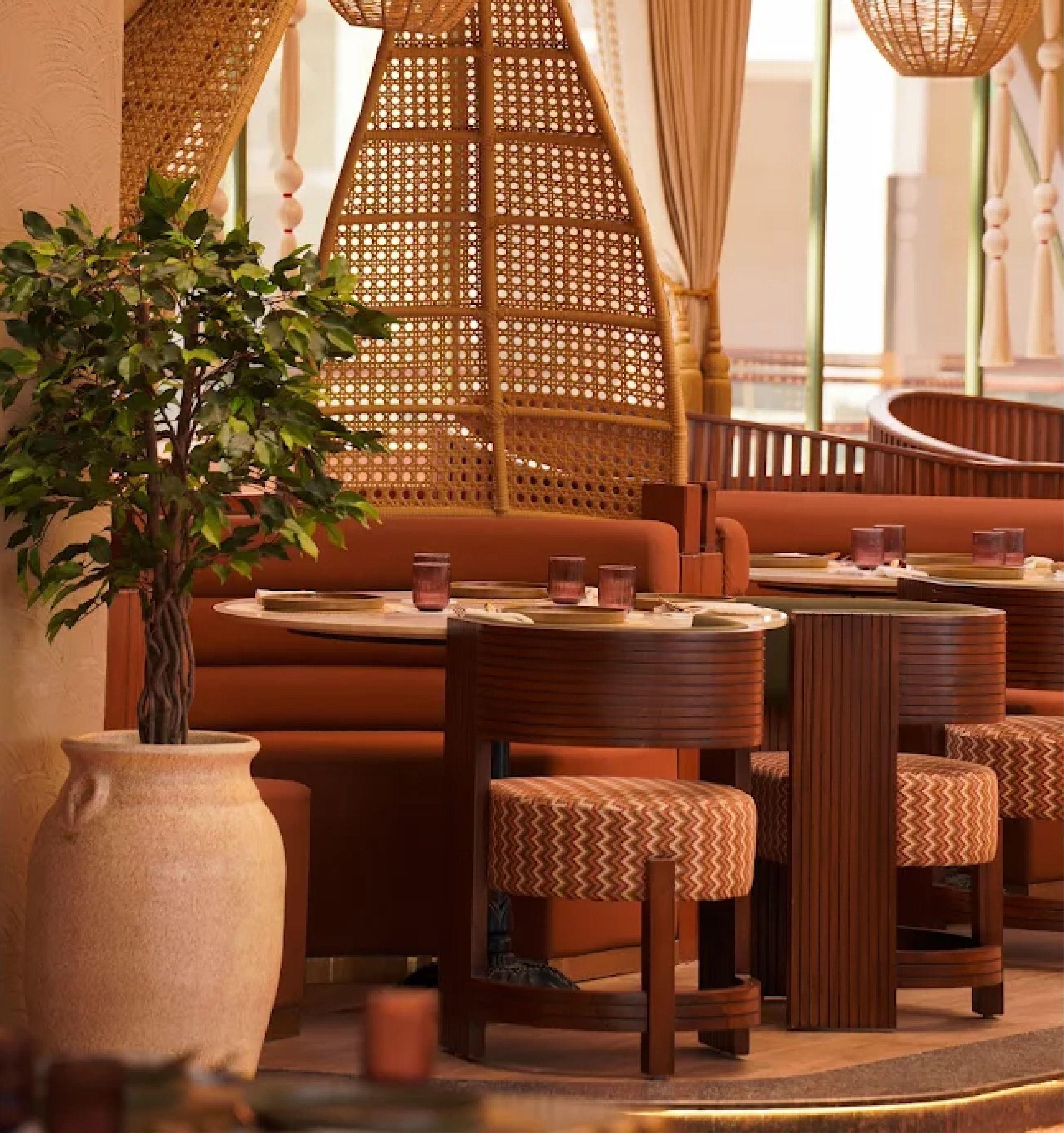 Auri Bar & Restaurant – Luxury Hospitality Furniture - photo 1